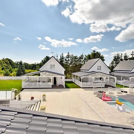 Gorgeous In With Swimming Pool *